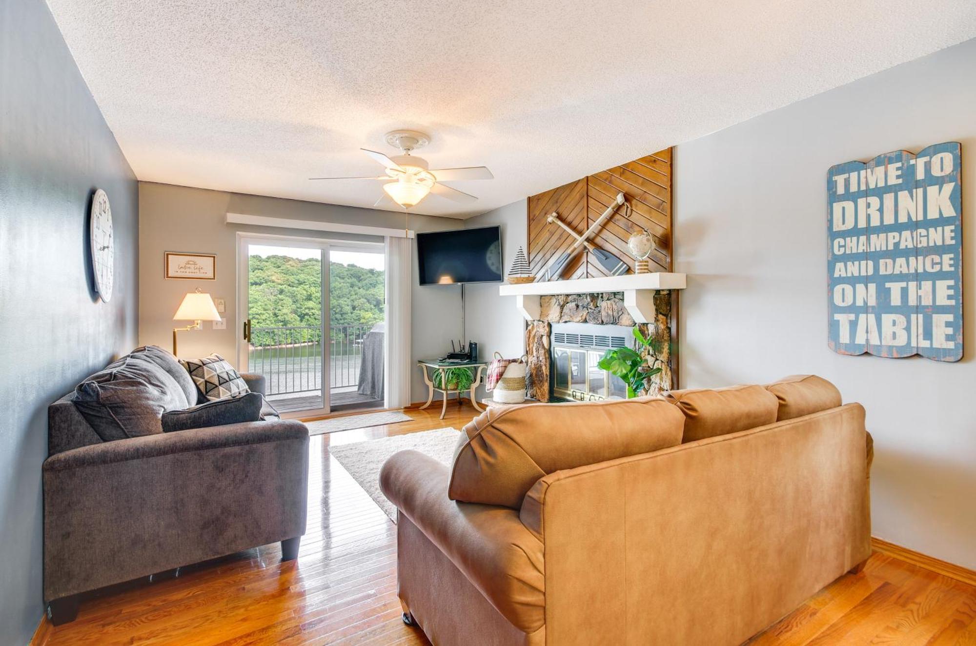 Cozy Lake Ozark Condo Rental With Grill, Pool Access Экстерьер фото